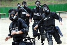 최선 다하는 경찰특공대