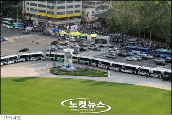 대규모 시민추모제에 긴장 고조…서울광장 갈등