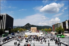 반갑다! 세종대왕상(像)