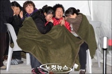 눈물 속 평택 해군기지