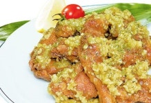 치킨 천하…닭고기 간식 월드컵 우승컵 품다