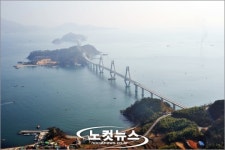 거가대로 개통 첫날 극심한 정체…주차장으로 전락?