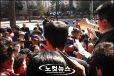 원금이라도… 고령 예금자들 새벽부터 오들오들