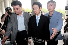 대검 중수부, 김해수 전 비서관 소환