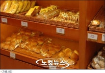 재벌 손자소녀그룹 등쌀에 동네빵집 추풍낙엽