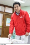 대접전 김해을 김태호·김경수 투표했습니다