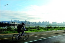 한강따라 322Km 두바퀴 여행
