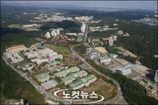 포항 포스텍 환경미화 근로자 학자금 끊겨 막막
