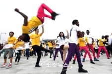 광화문 광장의 K-POP 공연