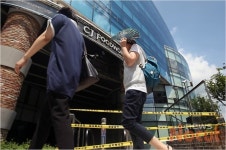 가맹점주 방문에 CJ푸드빌, 출입 원천봉쇄