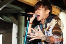 윤도현,첫 19금 콘서트 창고대란