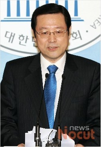 독립기념관장 김형석, 뉴라이트 논란에 대한 반박과 해명