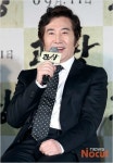 백윤식 열애 K기자 30살 나이차이? 전혀 느끼지 못한다