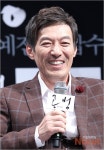 공범 김갑수, 푸근한 아빠미소