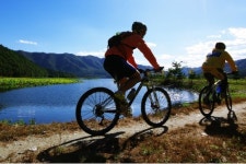 두바퀴에 몸 싣고, 가을 낭만 한바퀴…