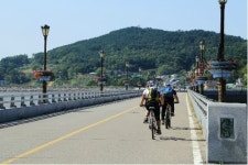 두바퀴에 몸 싣고, 가을 낭만 한바퀴…