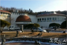 노동착취 아프리카박물관, 이주노동자와 합의(종합)