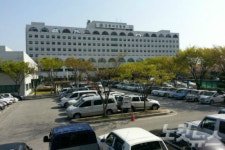 [단독]강릉아산병원 특정약국에 특혜…당국 수사촉구