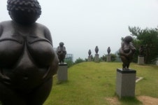 해변따라 가속페달 5km 밟으니 추억은 5000km