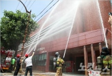 교회도 재난사태에 대비해야거제교회 대규모 소방훈련