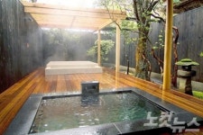 일본 왕족이 머물렀던 350년 전통 료칸 체험