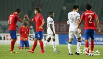 아시안게임 축구 대표팀,홍콩 꺾고 8강 진출