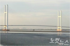 북-중 신압록강대교 개통 무기연기…北 물류센터 착공 못해