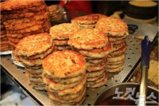 광장시장 빈대떡 대통령, 노점 음식의 공식을 새로 쓰다