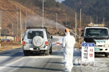 원세훈 대선개입 인정… 대통령 정통성 타격