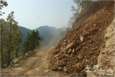 [네팔르포] 카트만두 벗어나면 구호물품 나눠달라 소요사태까지