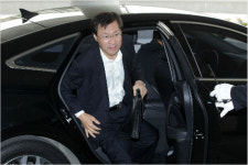 [쓸로몬] 홍준표, 왜 이우승·이혁 변호사를 뽑았나?