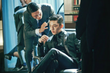 베테랑 유아인 판타지 걷어낸 재벌 3세 연기에 끌렸다