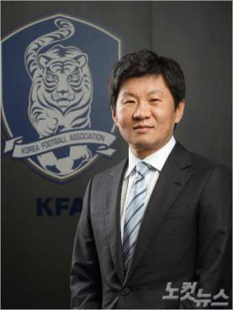 정몽규 축구협회장, 동아시아연맹 회의 참석차 북한 방문 추진