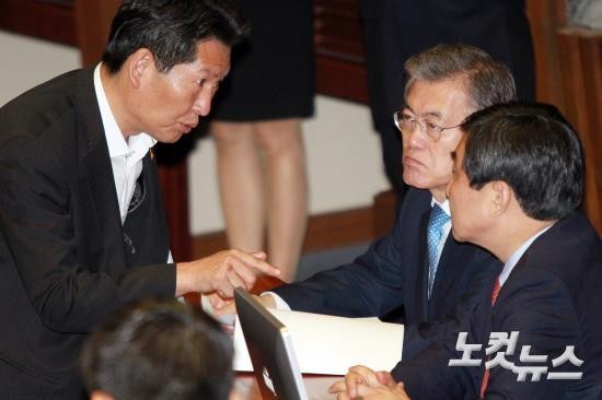정청래, 문재인 전 대통령과 회동…원팀 강조