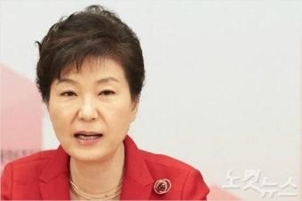 '총선 개입' 아니라는 靑…야당과 비박(非朴)은 '부글부글'