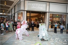 하와이 허니문에 쇼핑이 빠지면 섭섭하지