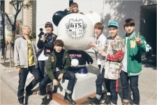 강남거리에서 한류스타가 예술작품으로 거듭난다