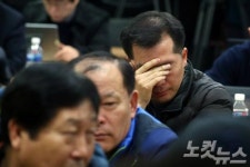 개성공단… 실직위기에 눈물 무대책에 울분
