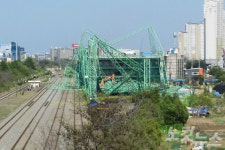 강풍에 포항 골프연습장 파손, 여객선 운항 중단