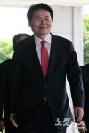 검찰 출석하는 김병원 농협 회장