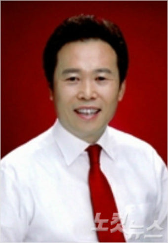 청주시의회 후반기 의장 후보로 새누리당 황영호 의원 추대