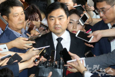검찰, 진경준 전 재산 140억 '동결' 법원에 청구