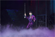 무더위 쫓는 오싹함이 매력…뮤지컬 ‘잭더리퍼’