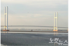 北, 신압록강 대교 완공 2년만에 세관공사 시작