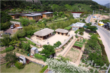 김해 봉하마을에 생태문화공원 들어섰다