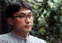 극장은 술집, 관객은 손님, 배경음악은 금지곡