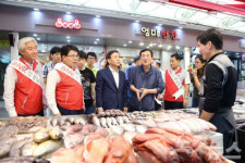 경남은행·김해시, 전통시장 살리기 나섰다