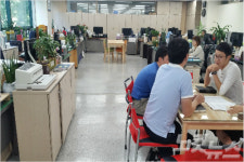 시민을 섬기고 열린행정을 위해서 칸막이를 걷어낸 시흥시