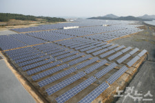 태양광 발전 허가 비리 공무원-한전 과장 등 적발