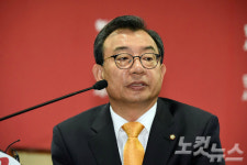 이정현 野, 임기단축 협상 거절? 장 지진다